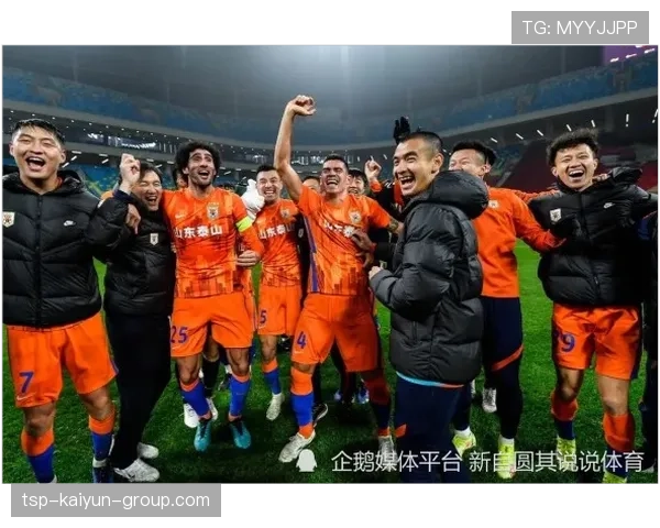 国家队与国际队进行友谊赛 教练组检验新战术,国家队和俱乐部比赛 国家队与国际队进行友谊赛 教练组检验新战术,国家队和俱乐部比赛